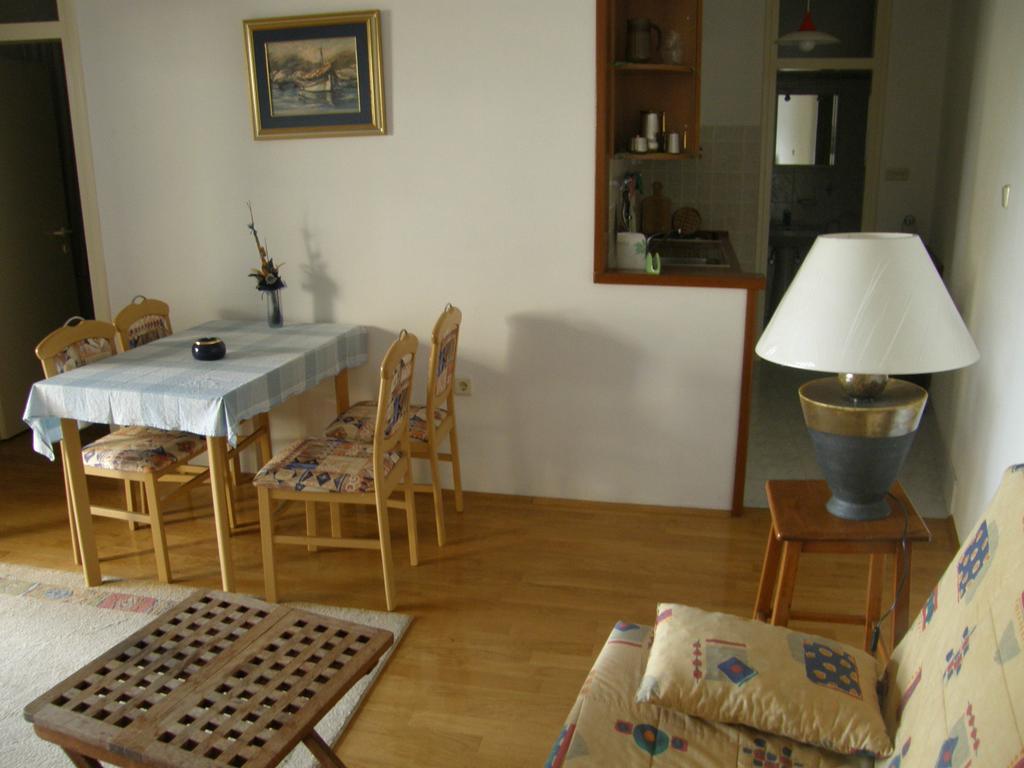Marina Apartment Crikvenica Exterior photo
